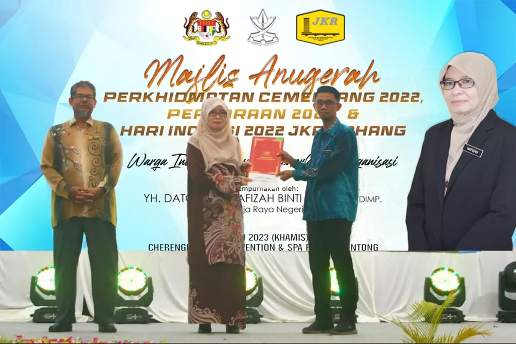 Naib Johan : Kategori Pejabat JKR Daerah Terbaik - JKR Daerah Maran