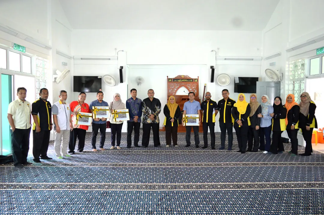 003 2023 03 PENYERAHAN MASJID KUALA TEKAL