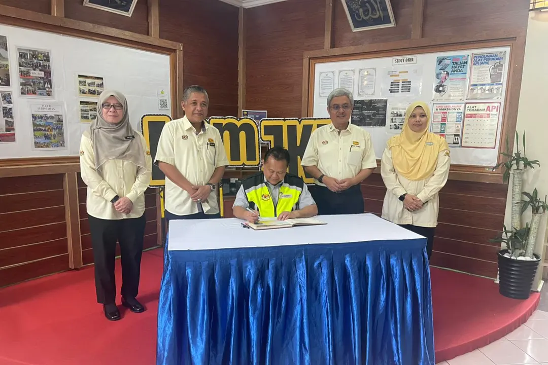 02092025 Law_Menteri_Kerja_Raya_ke_daerah_Kuantan_002