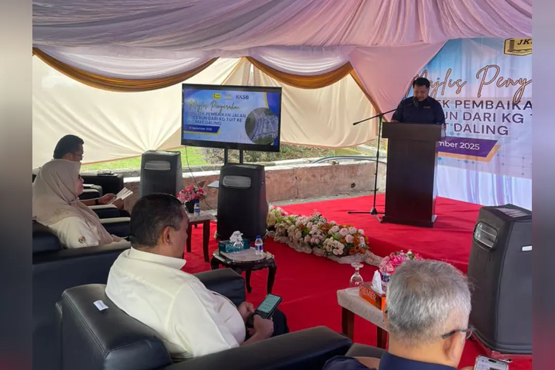 10092025 Penyerahan Pembaikan Cerun dan Jalan Jerantut 003