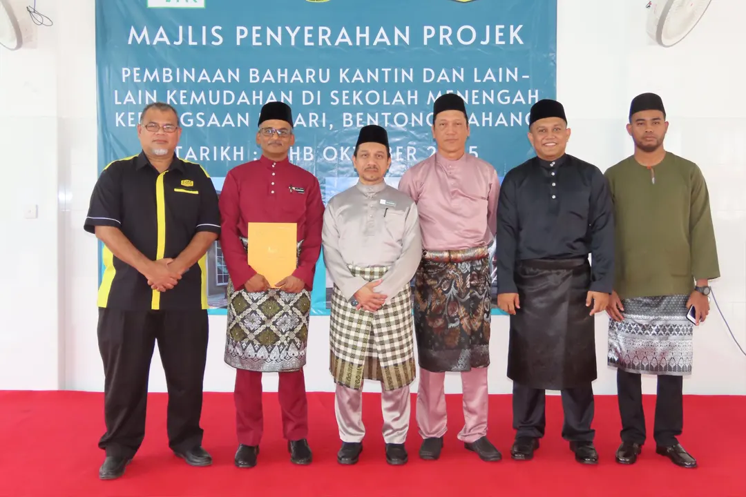 10102025 - Penyerahan Kantin SMK Ketari 006