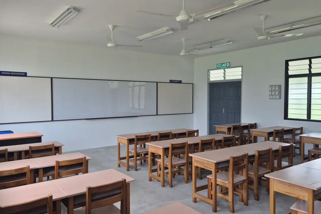 25112025 - Penyerahan Dewan Serbaguna Terbuka Berbumbung dan SK Bkpdtn Tinggi 012