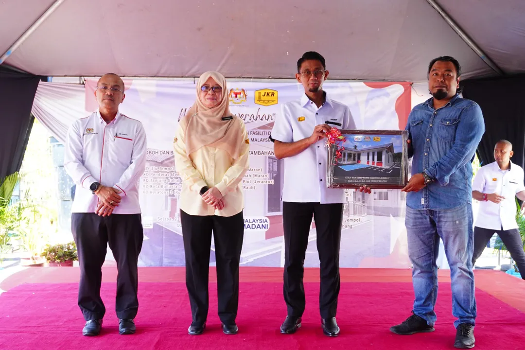 23122025-Penyerahan-Projek-Klinik-Kesihatan 04