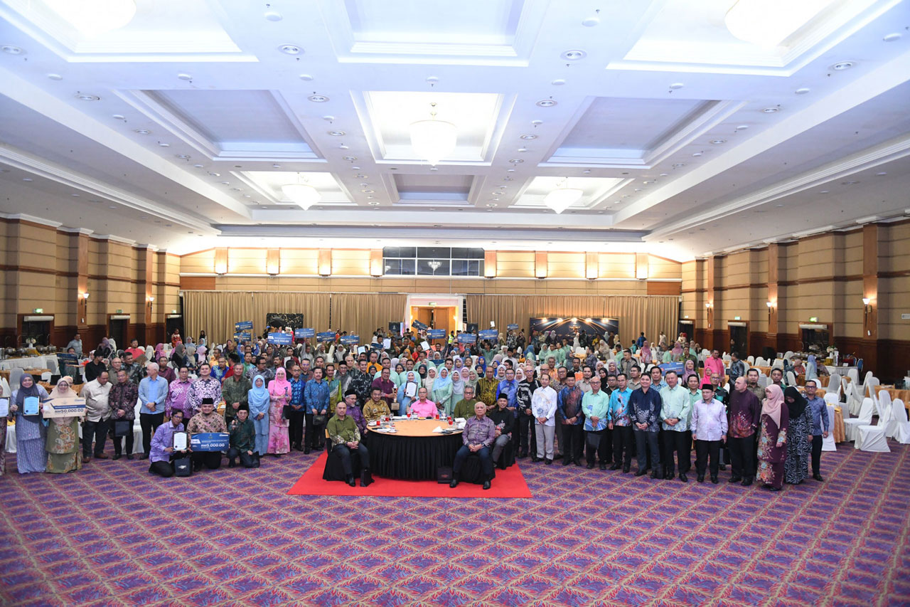 Pahang1st_2025_Penarafan-_Emas-APEC 003